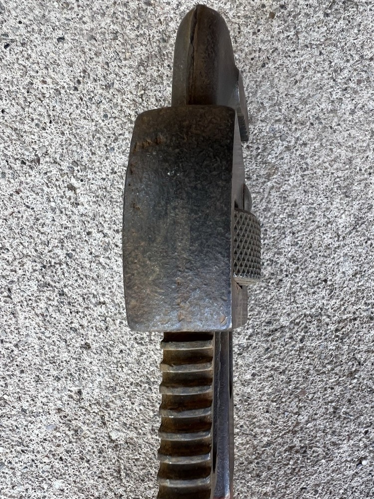 814 PROTO 14” Pipe Wrench - WORKING