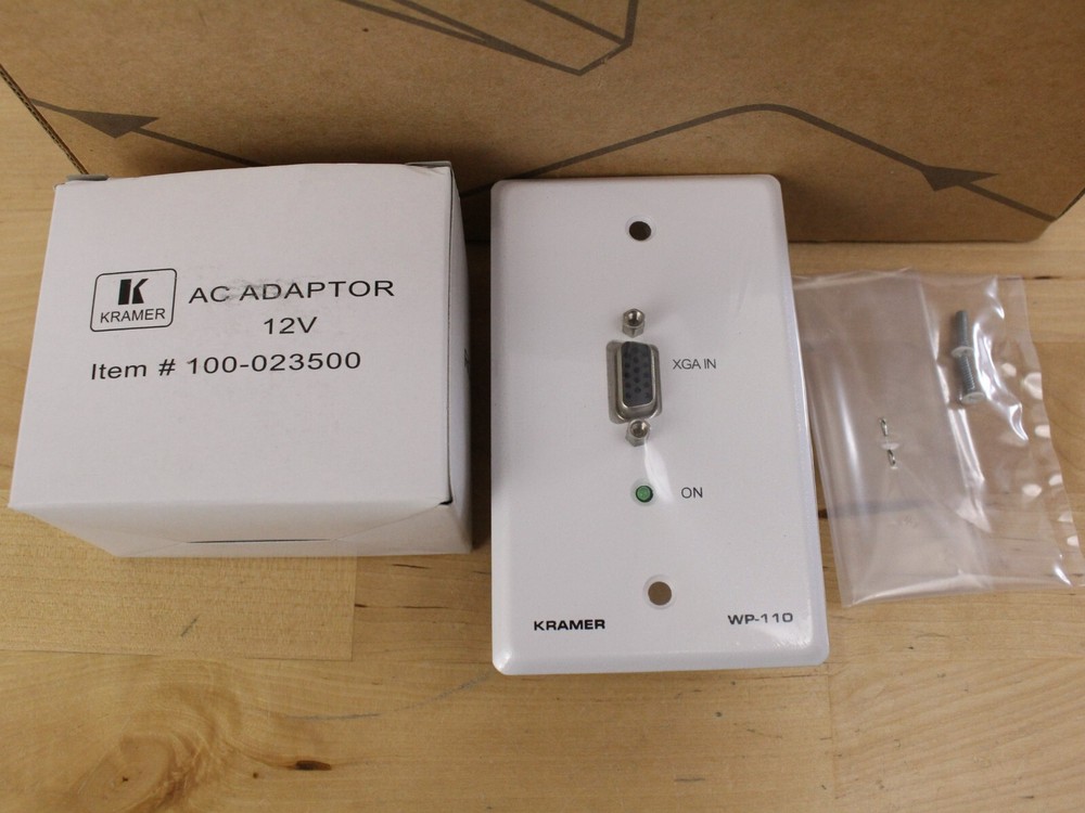 Kramer WP-110/U Active Wall Plate XGA Line Transmitter Computer Graphics Video