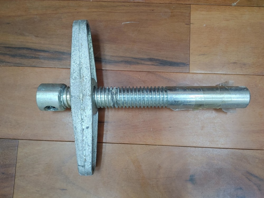 Adjustable Level Jack