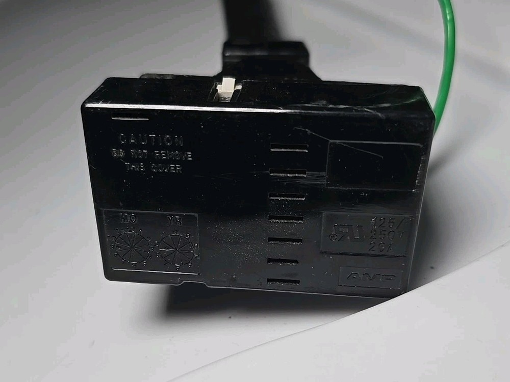 AMP Power BASE INFEED Wire Furniture Panel