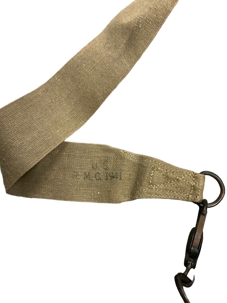 WW2 US 1941 Dated Combat Medic Pack With Carry Strap