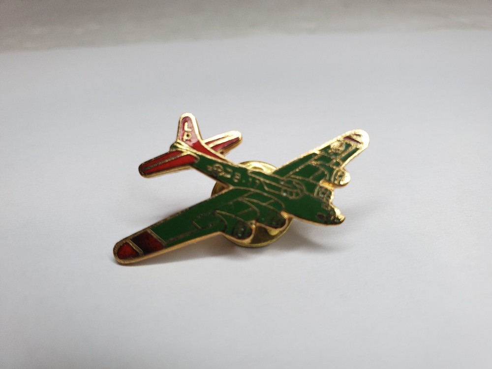 B-17 Flying Fortress Pin Pre-Owned