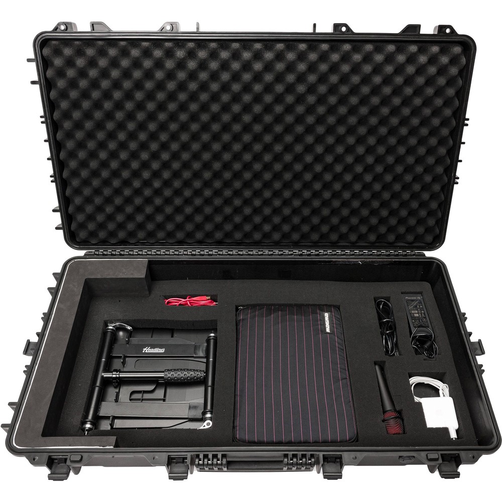 Magma MGA45000 FLXGUARD DJ Rolling Molded Hard Controller Case