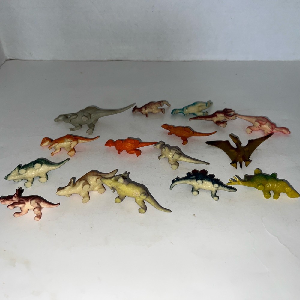 Lot Of Mini Hard Plastic Dinosaurs
