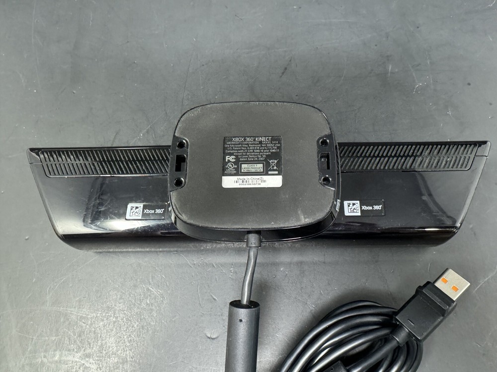 Official Microsoft Xbox 360 Kinect Motion Sensor Bar! ~ Works Great! Fast Ship!