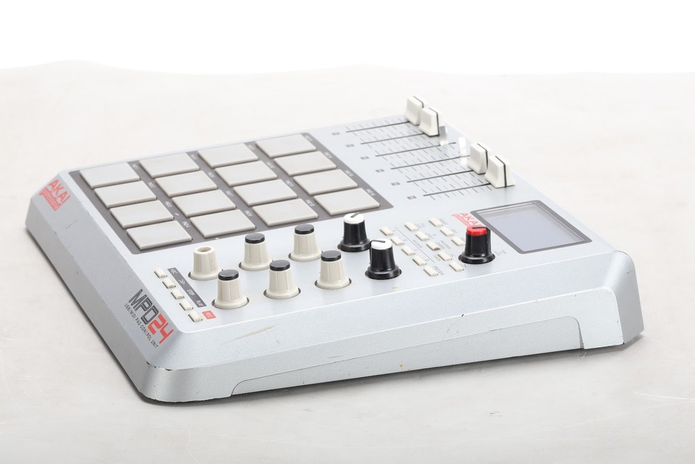Akai MPD24 USB/Midi MPC Pad Controller - Fair Condition