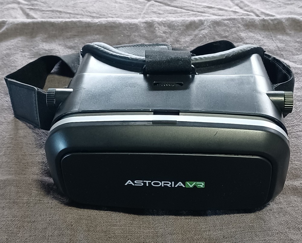 Astoria VR Virtual Reality Headset Black