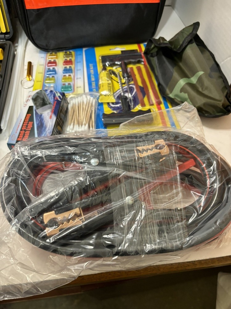 HAIPHAIK Car Emergency Roadside Kit