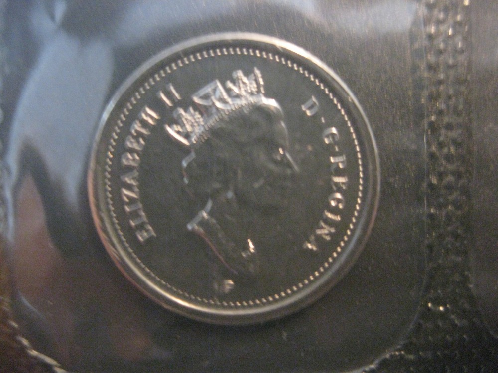 2003 "P" Canadian Prooflike Dime ($0.10)