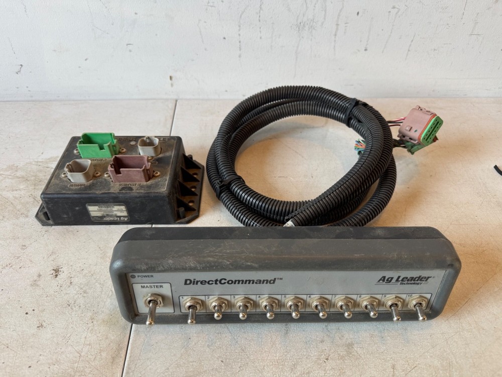 Ag Leader Direct Command Switchbox PN 4000434 & Aux Module PN 4000437
