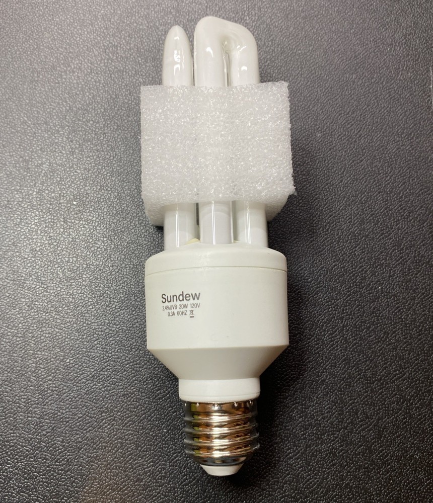 Compact Bird Lamp Lighting Bulb 2.4 UVB 20W Screw Thread Fluorescent Light