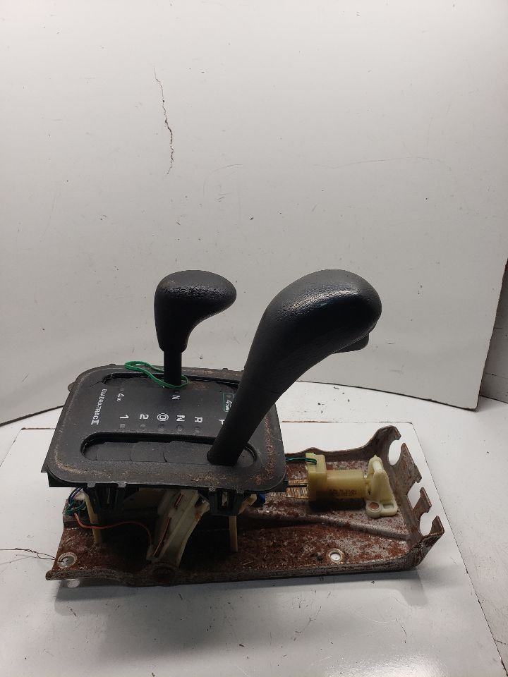 GRANDCHER 2004 Transmission Shift OEM