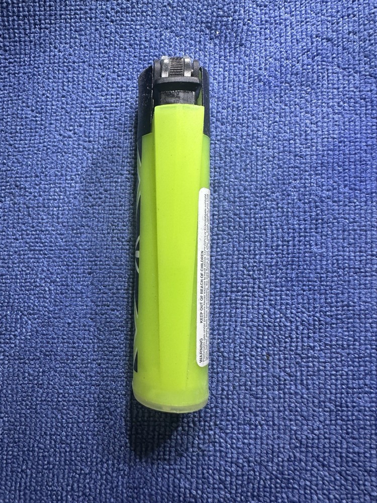 Clipper lighter refillable |VERYRARE| MARIJUANA LEAF RETRO STYLE Limited Edition