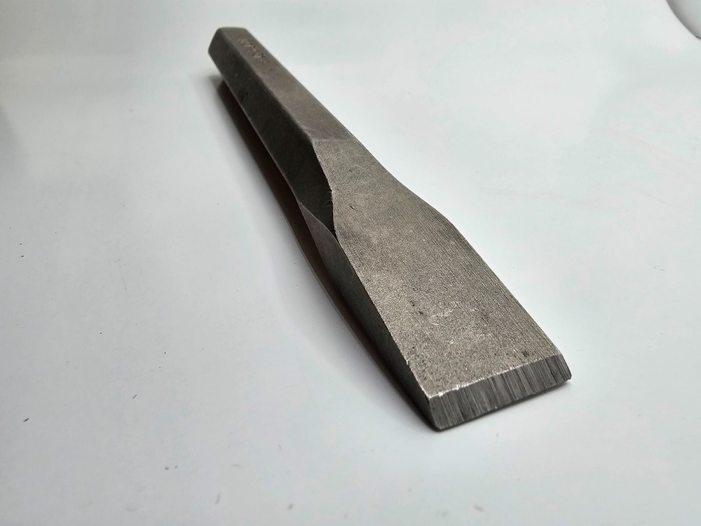 (QTY 2) Mayhew Cold Chisel Gray BNSF X 51