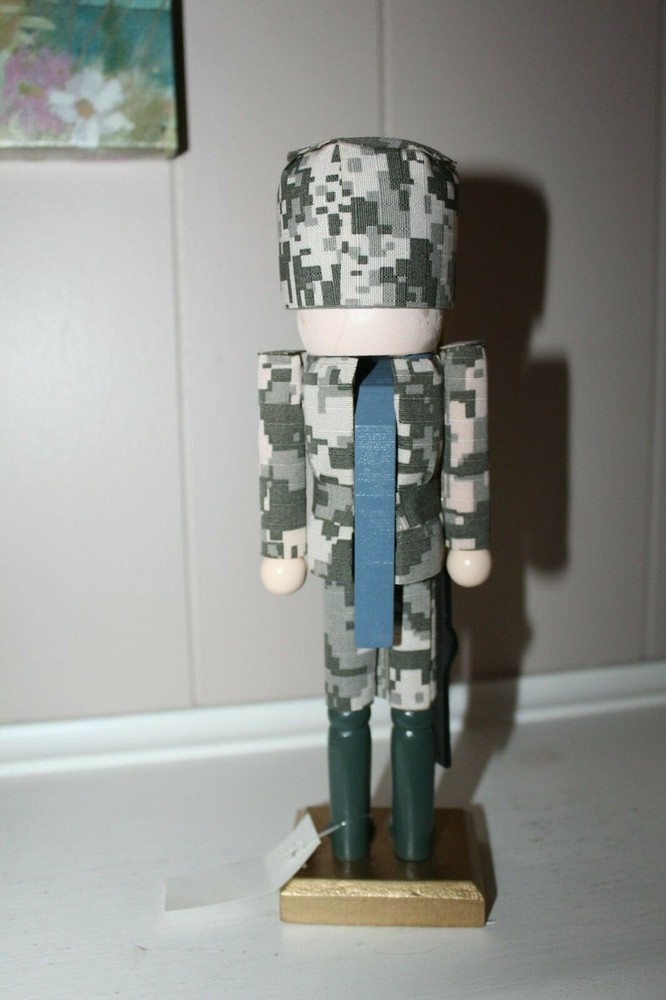 CHRISTMAS NUTCRACKER -NEW 10" SOLDIER