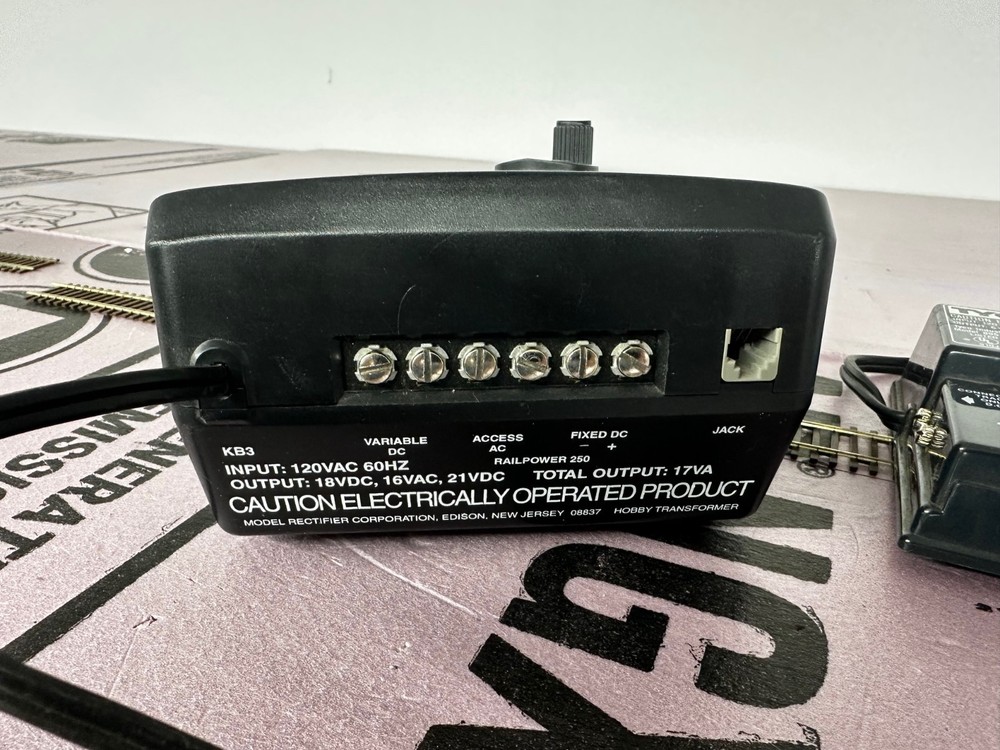MRC Tech 4 Railpower 250 Model Train Transformer Controller Tyco Power Pack Used