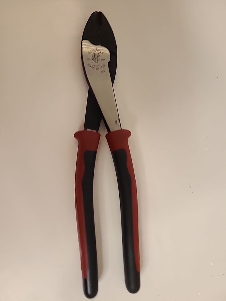 Klein Tools J1005 Journeyman™ Crimping and Cutting Tool