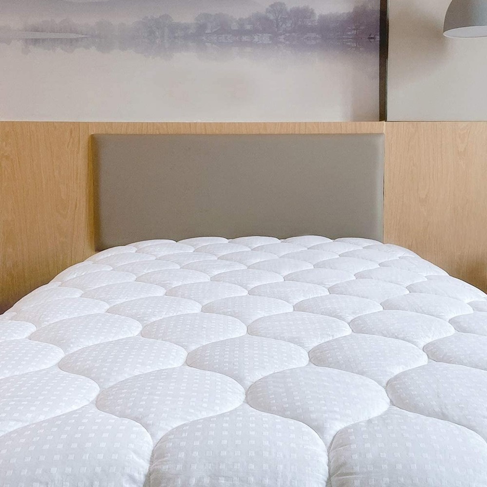 Cloud-Like CA King Extra Thick Pillowtop Mattress Pad Cooling Comfort Bedding