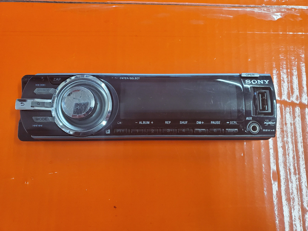 Sony CDX GT640UI Faceplate