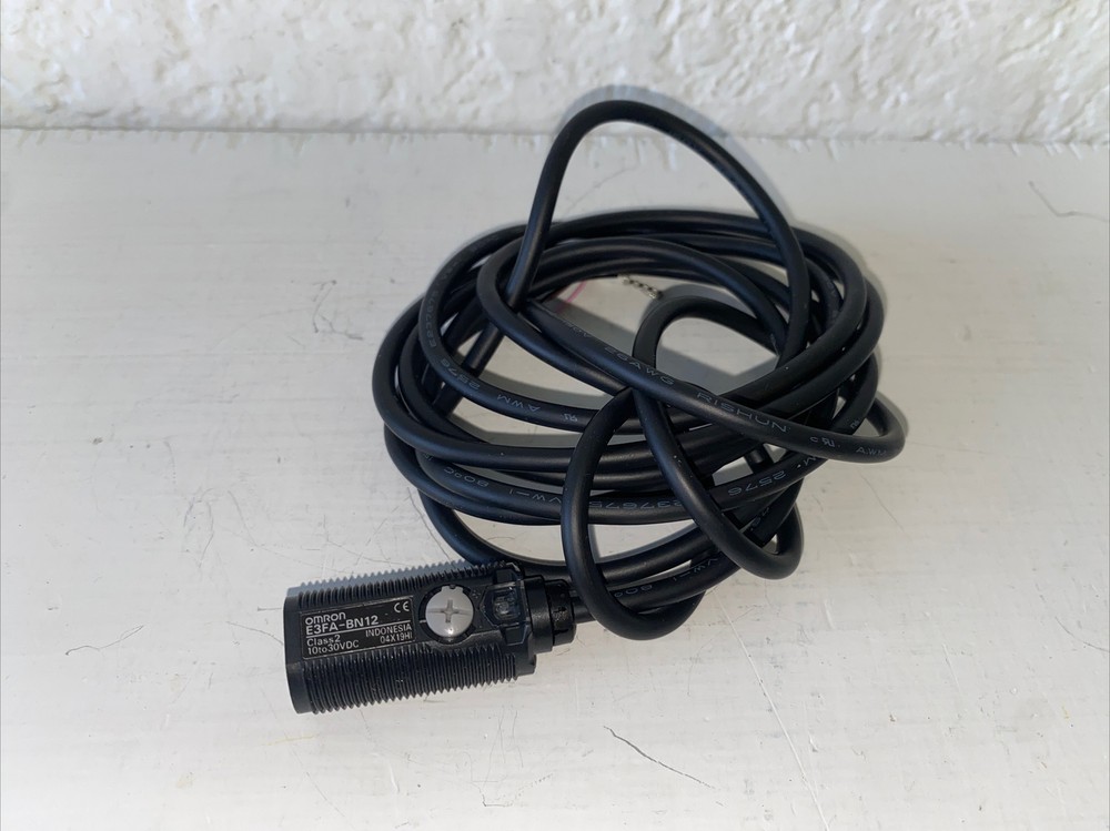 OMRON E3FA-BN12 Photoelectric Switch Sensor