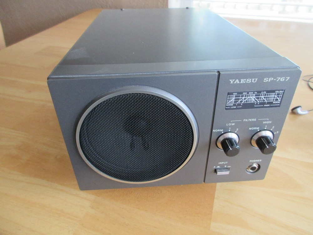 Yaesu SP-767
