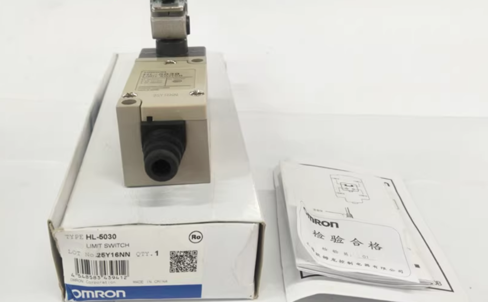 1PC New Omron Limit switch HL-5030 #LL
