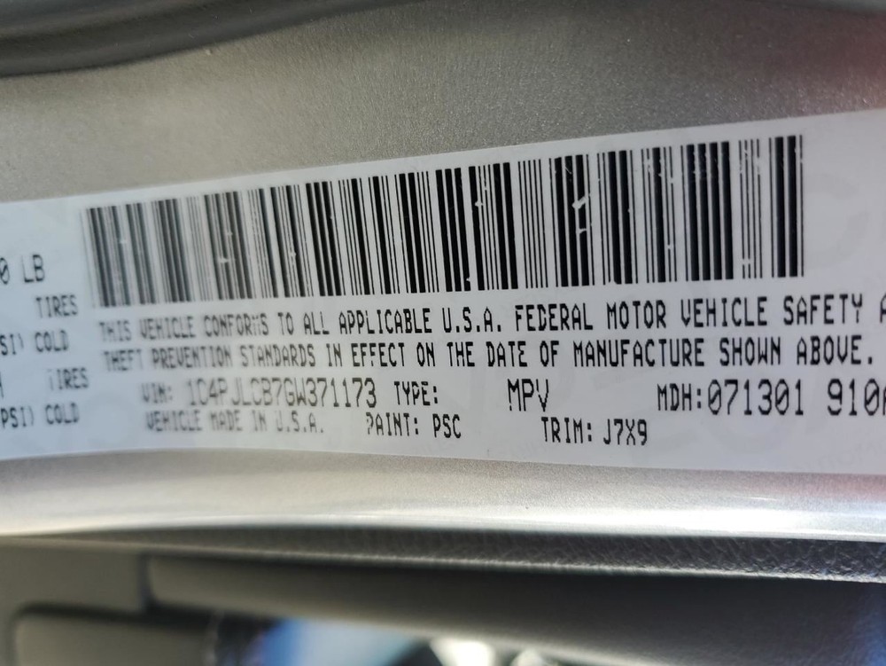 CHEROKEE 2016 Air Shutter 756576