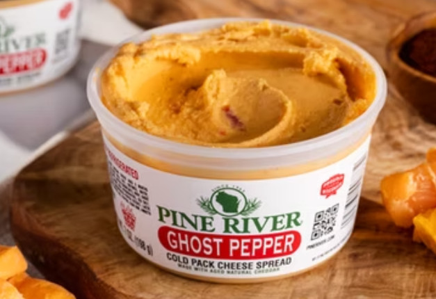 Pine River Ghost Pepper Cheese Spread 7 oz