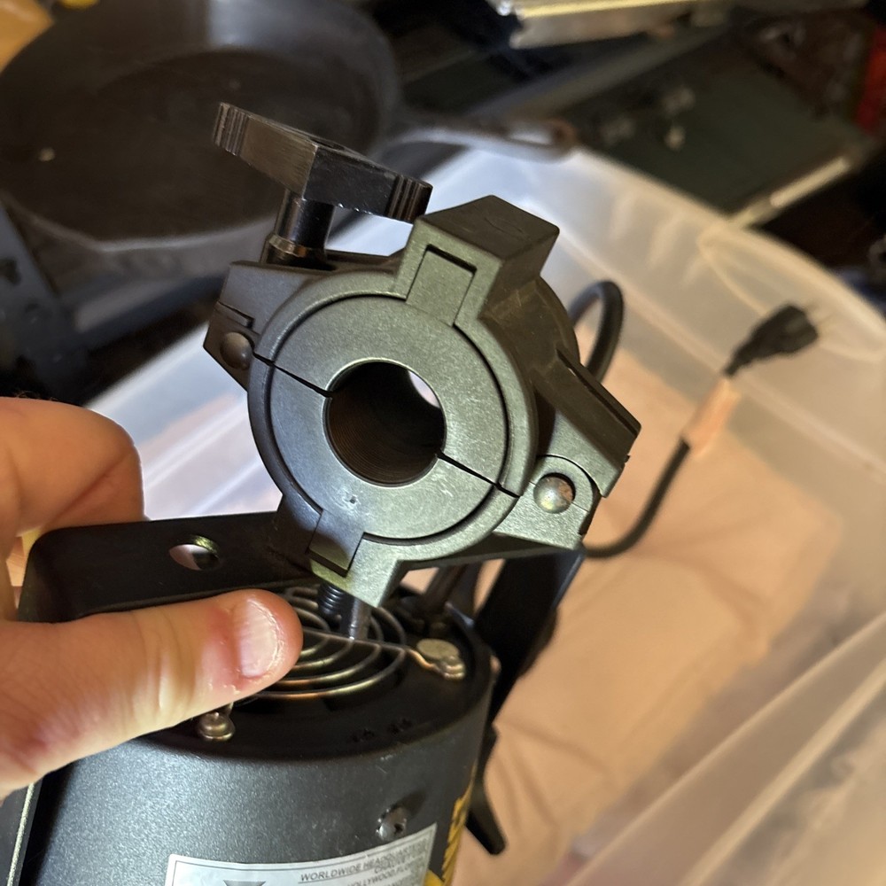 Chauvet Comet CH-207 Stage/DJ Light working