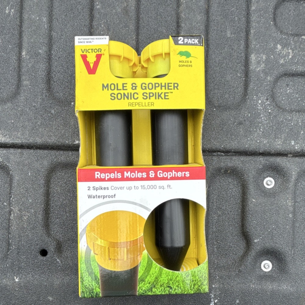 Victor Sonic Spike Repellent 2 Pack for Mole & Gopher, Covers 15,000 sq. ft.