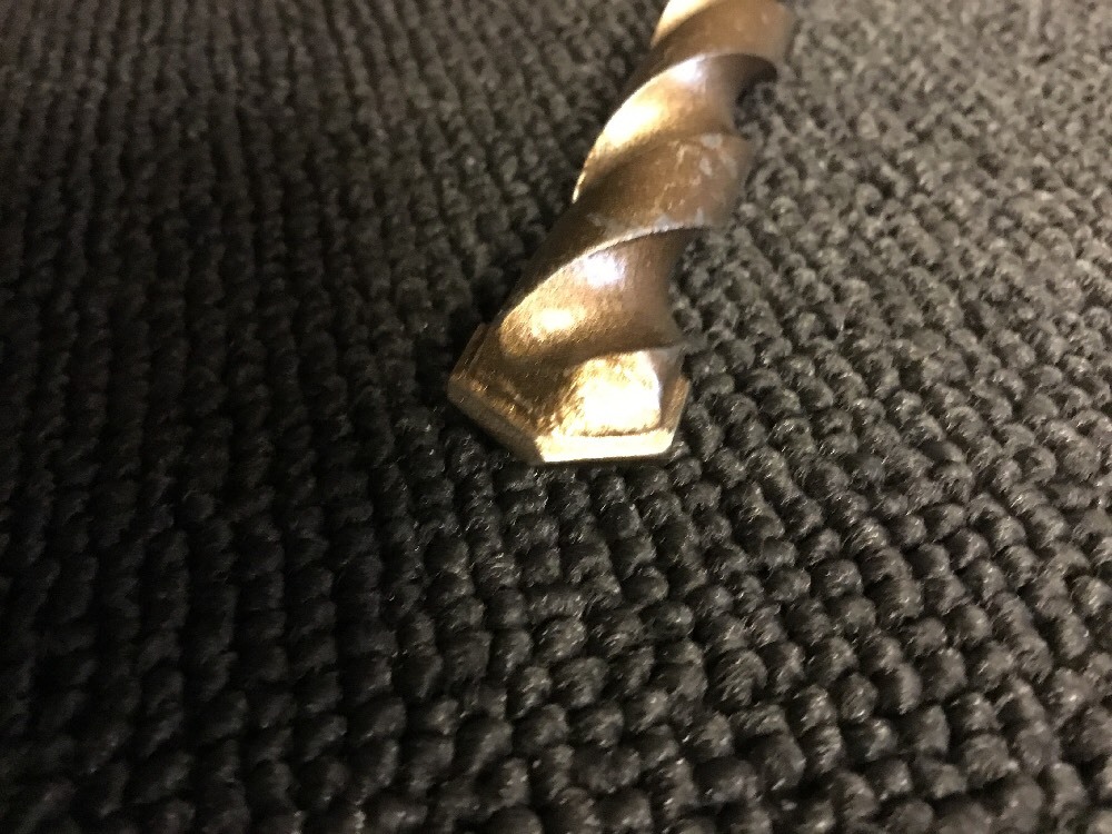 HILTI- BOSH PERCUSSION BIT 5/8" X 9", PREOWNED, FREE HAT, FAST SHIP