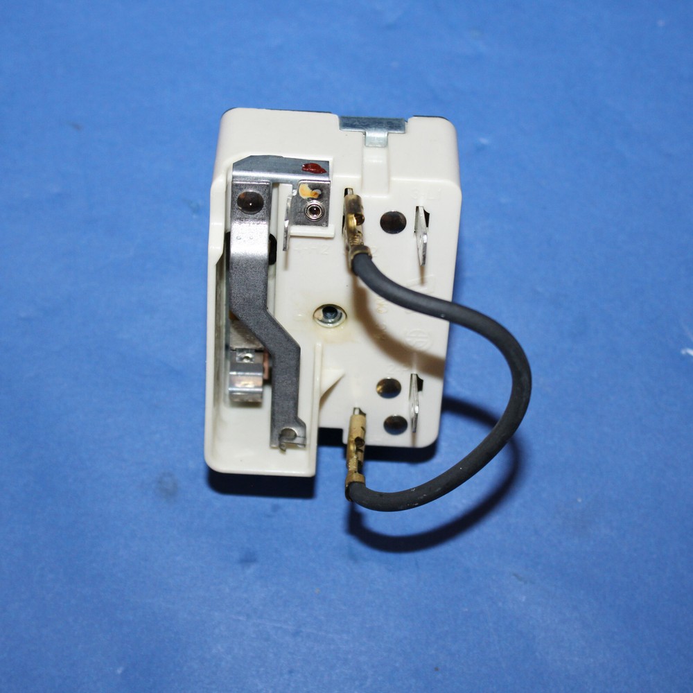 Kenmore Range : Surface Element Control Switch (318293830) {P7691}