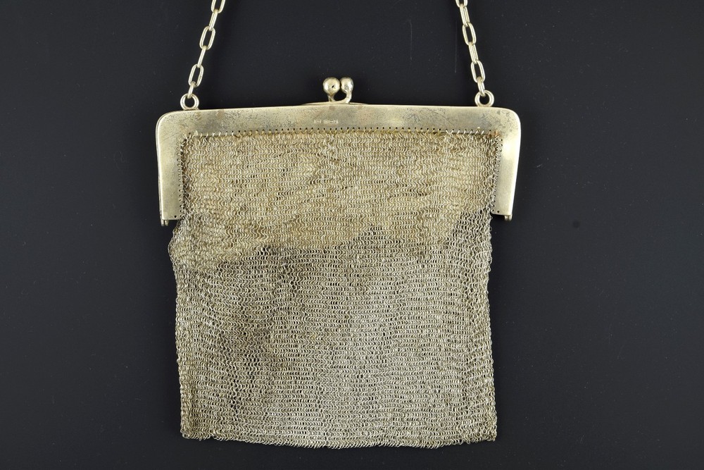 Silver mesh bag, 19th century.