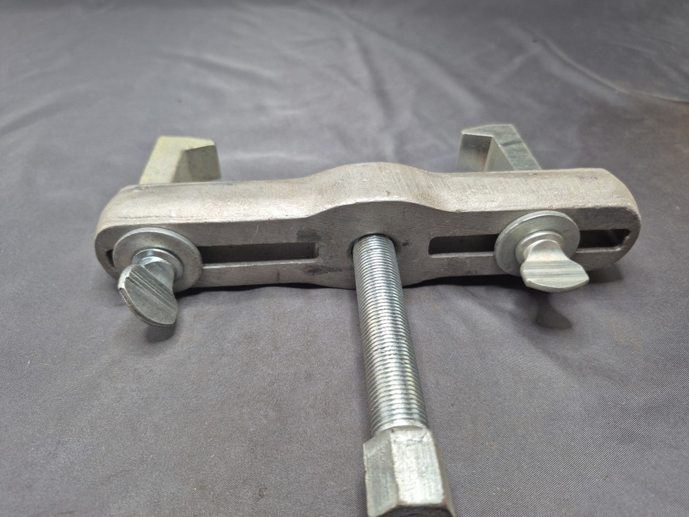 Vintage Adjustable Width Crankshaft Pulley Puller, Aluminum Frame, Heavy Duty