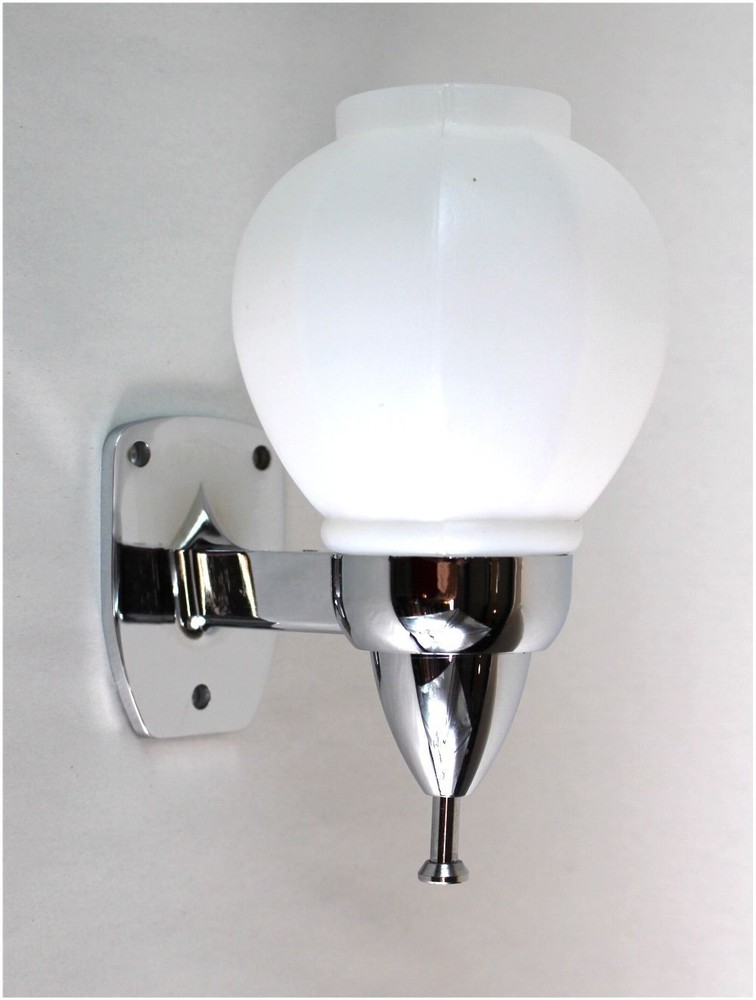 Globe Style Commercial Soap Dispenser .42 Qt