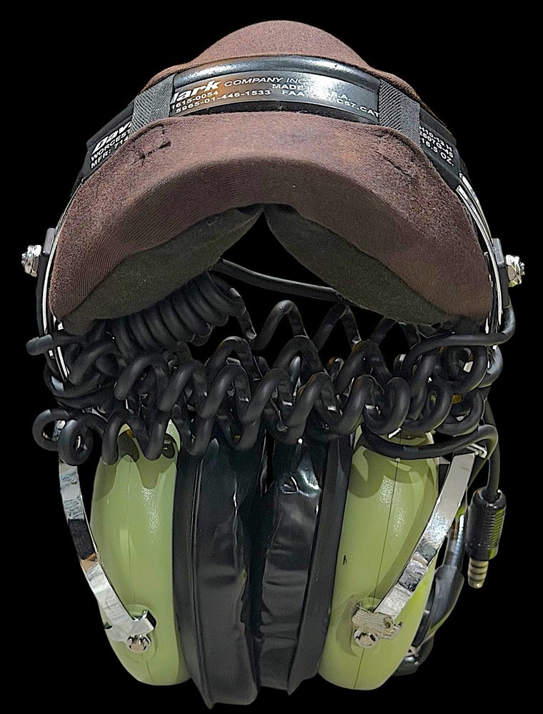 Aviation Pilot Gear Bundle – Flight Bag + Headset, Logbook, E6B, Flight Guide