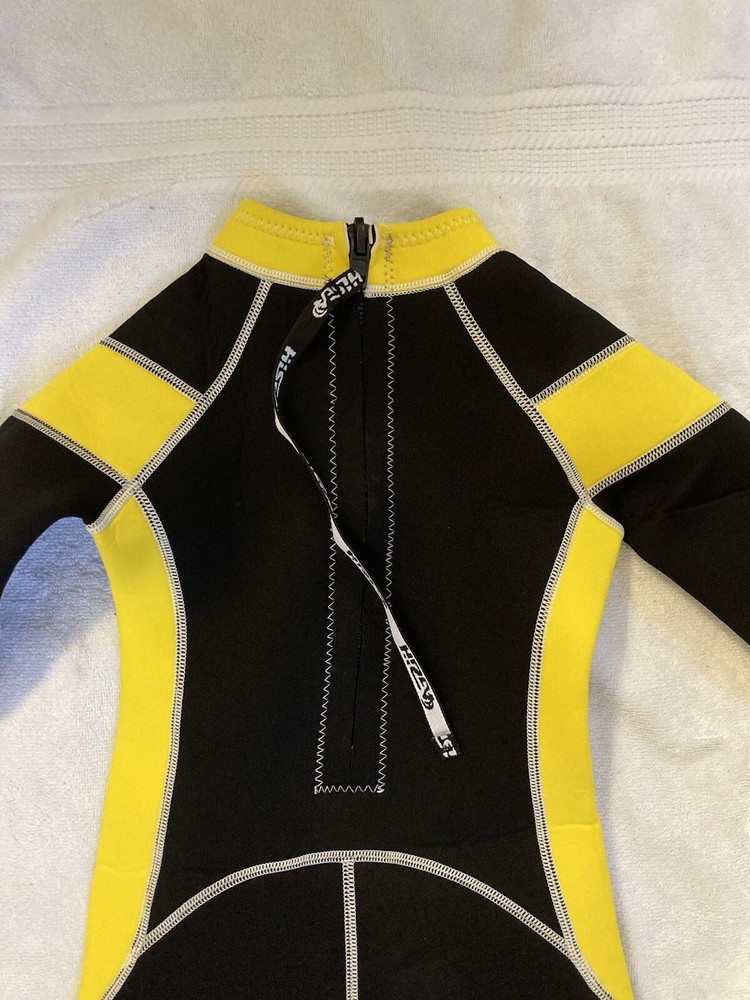 Wetsuit Youth Size 4