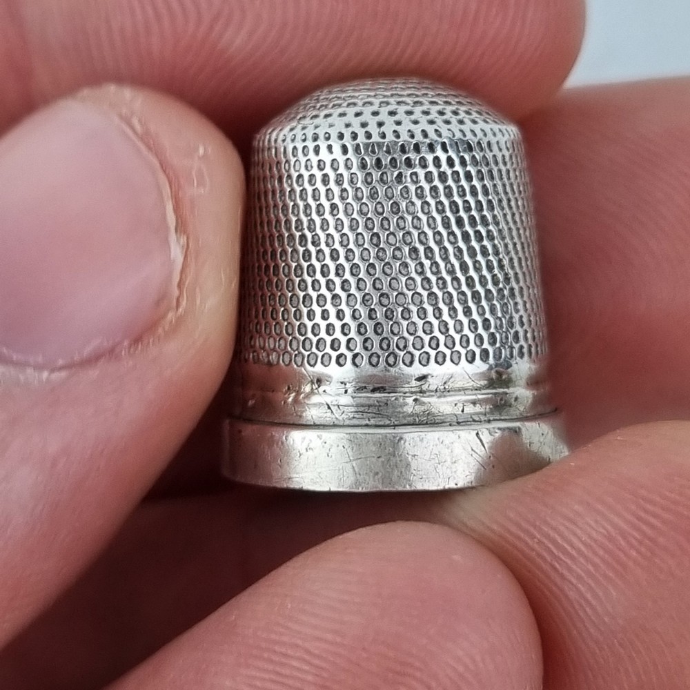 Antique Solid Silver Thimble Birmingham 1898 James Swann