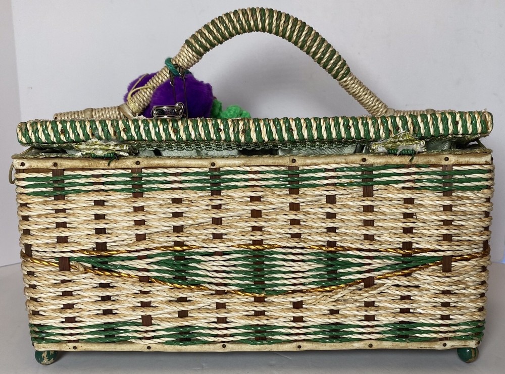 Sewing Basket Notions Keepsake Kit 200