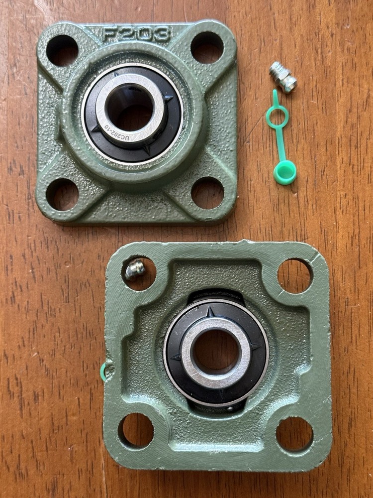 UCF203 Square Flange Pillow Block Bearing