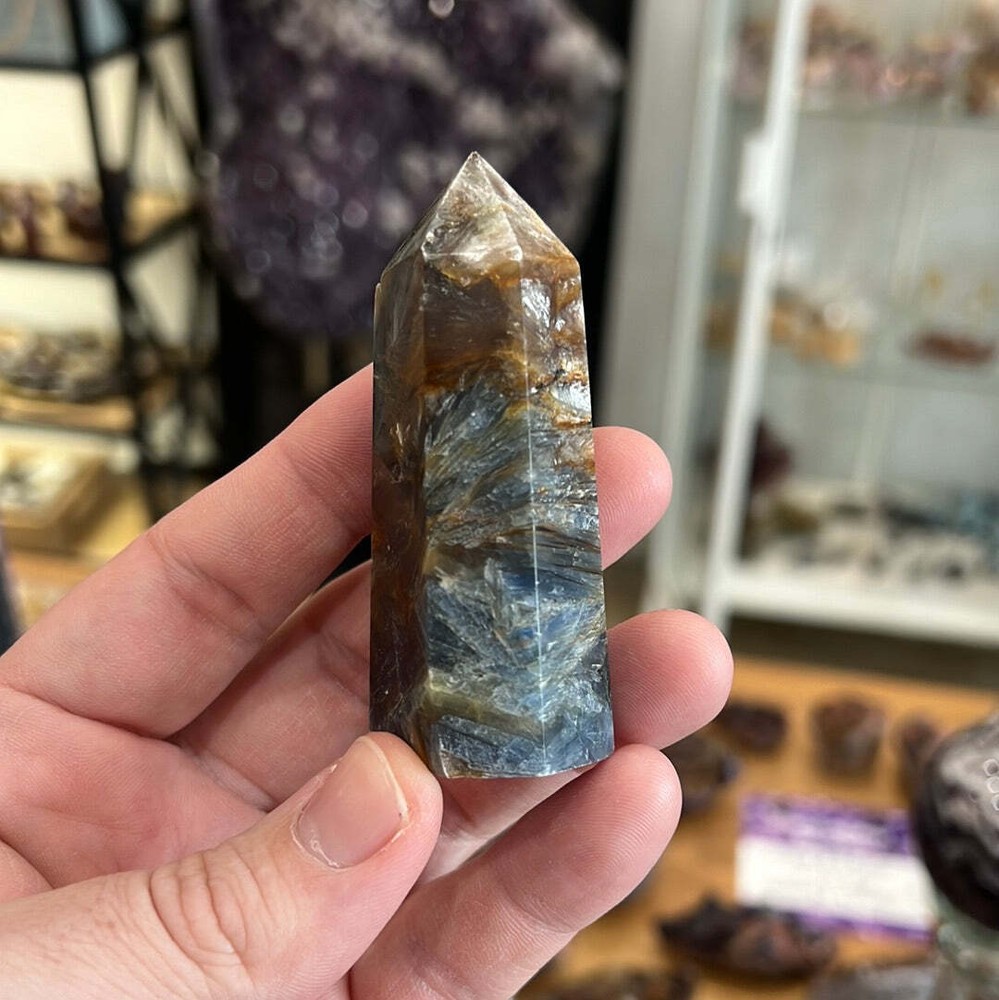 Blue Kyanite Tower O