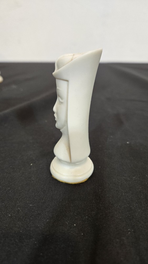 3.5" MCM Duncan White Queen Chess Replacement Piece