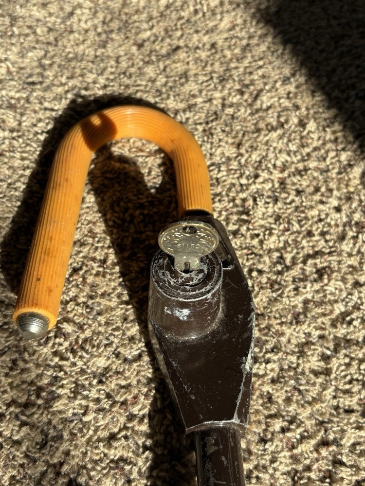 Royce Union Auto Theft Deterrent “CLUB” w/ Key