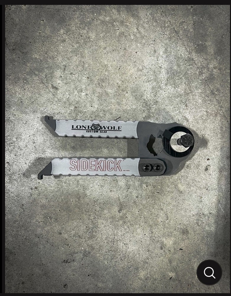 Lone Wolf Custom Gear Sidekick