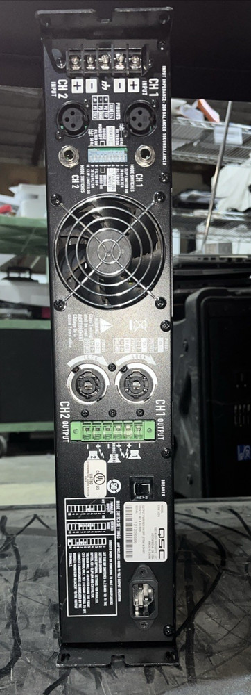 QSC CMX 300V PROFESSIONAL POWER AMPLIFIER