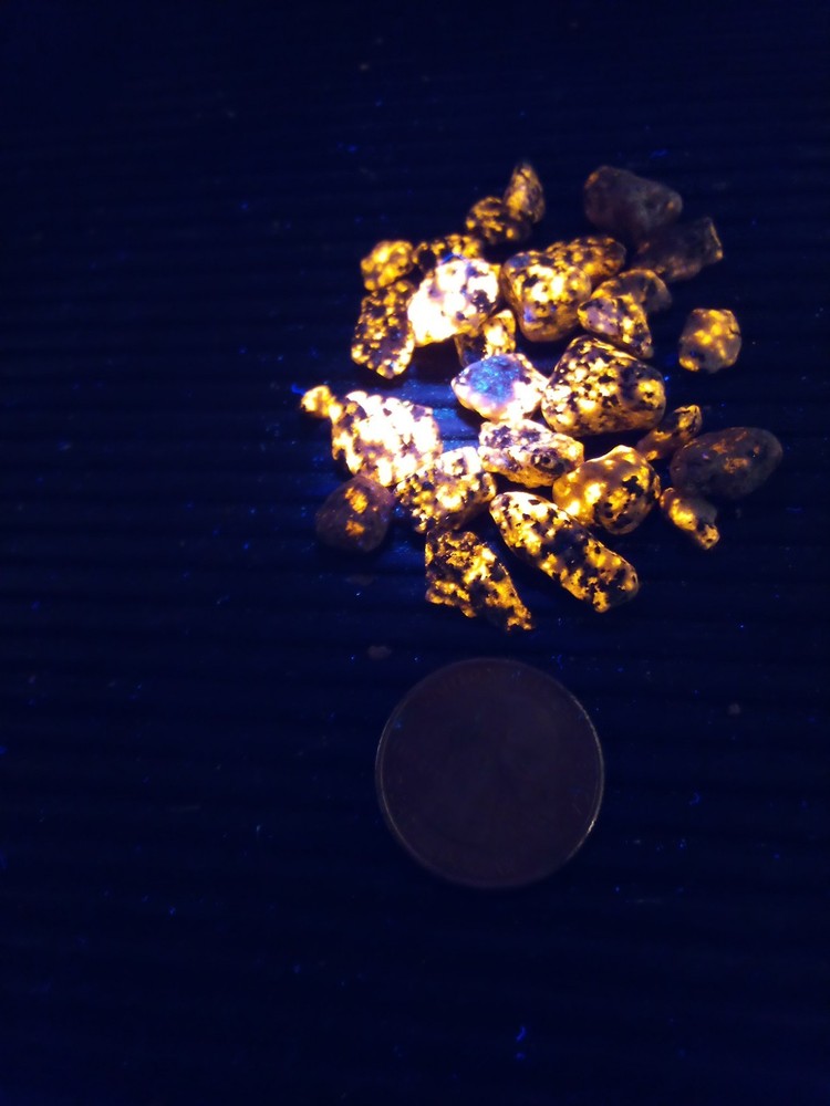 Fluorescent Mineral Specimens Lot, Assorted Sizes, UV Reactive Collection