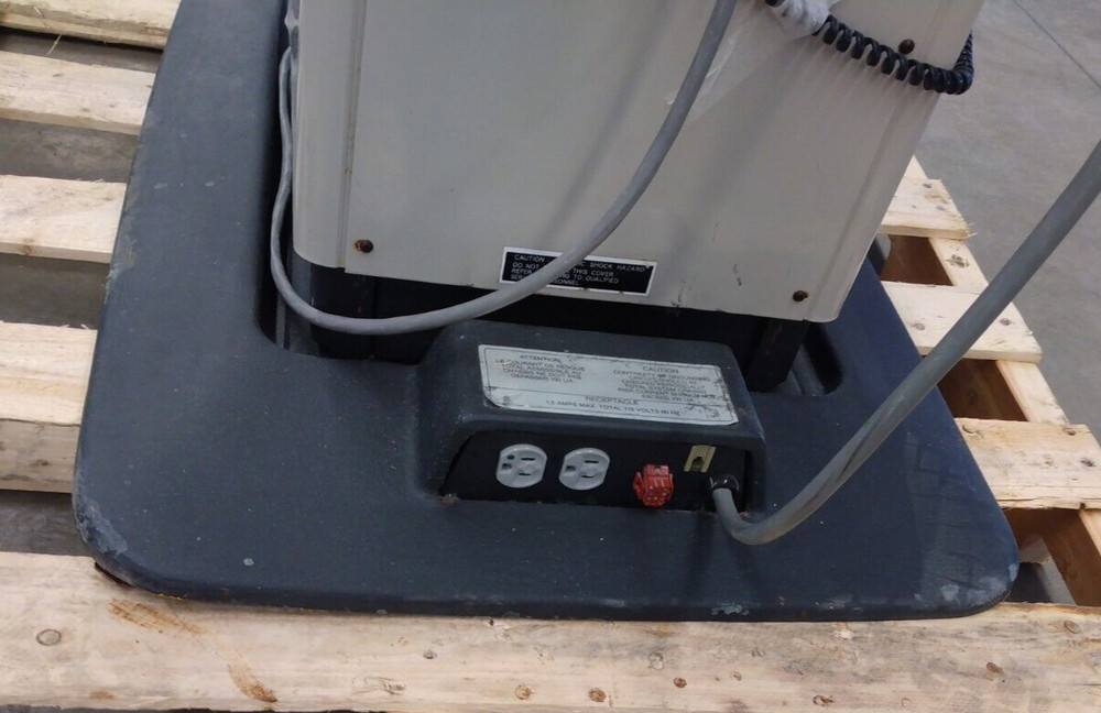 Midmark Power Procedure Table Model 411 with side controller