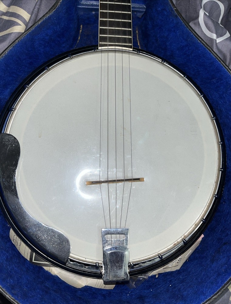 Hohner Banjo 5 String w/ Case Tuner Picks Strings Beginner Ready to Play Nice