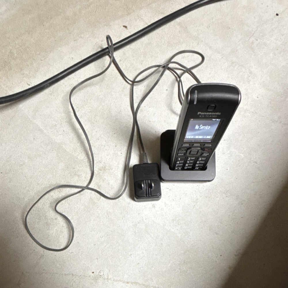 Panasonic KX-TCA185 Cordless Handset with Charging Base Black