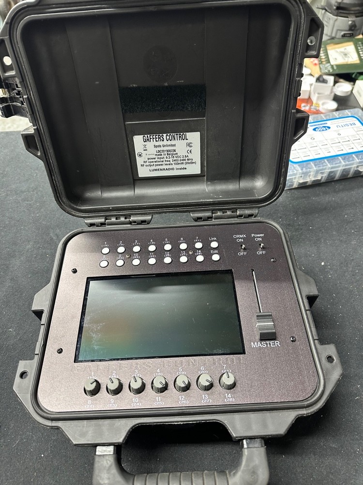 Spots Gaffers Control 28 Lighting Console